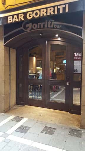 Bar Gorriti: pinchos y cervezas en el casco antiguo