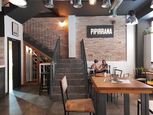 Pipirrana: tapeo y raciones en Linares