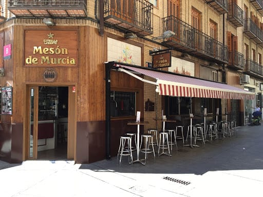 Mesón de Murcia 1989 en la Plaza de las Flores