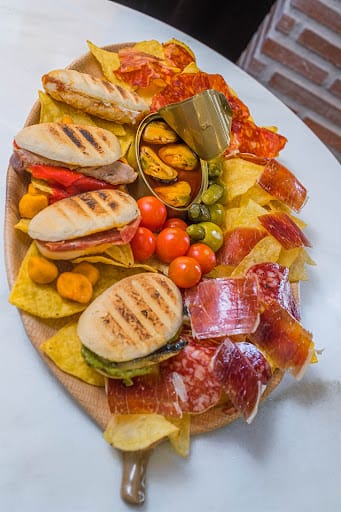 La Caprichosa: vermut y tapas en el centro de Albacete