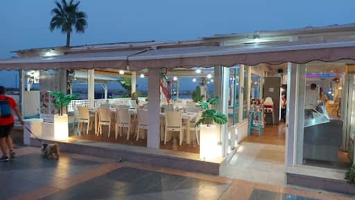 La Mar Bonita: espetos y cocina variada en Torremolinos