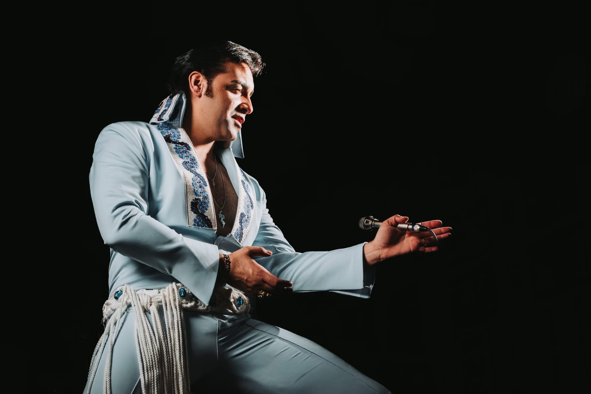 Homenaje a Elvis - Aaron White & The Pelvis Band