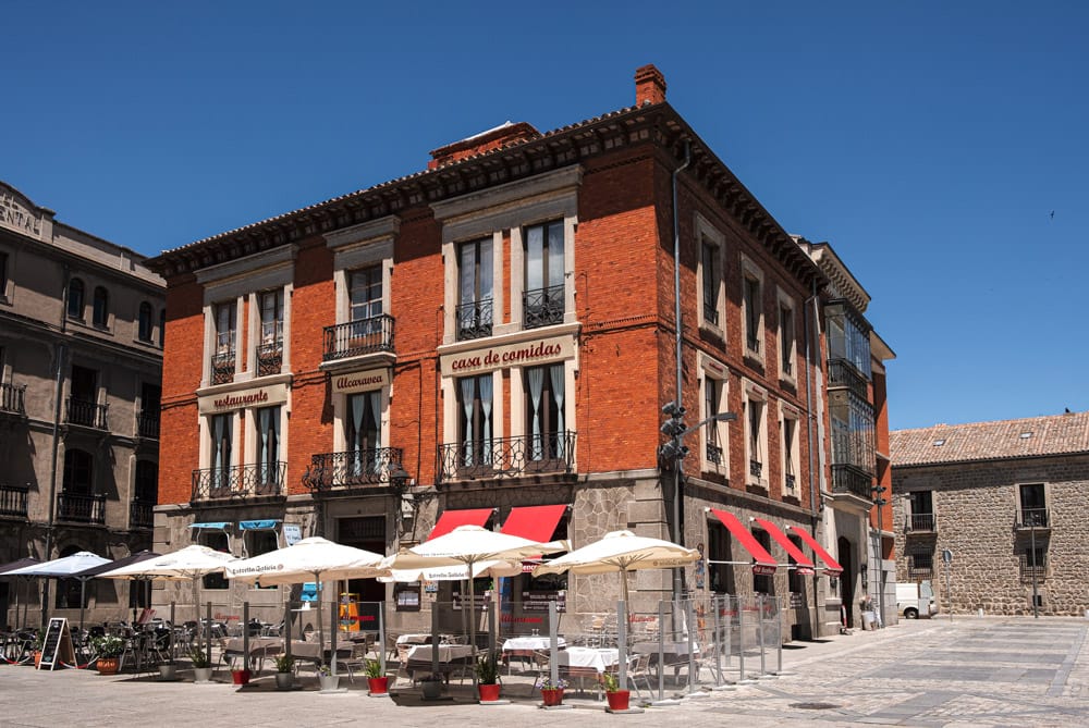 Alcaravea: cocina familiar frente a la catedral