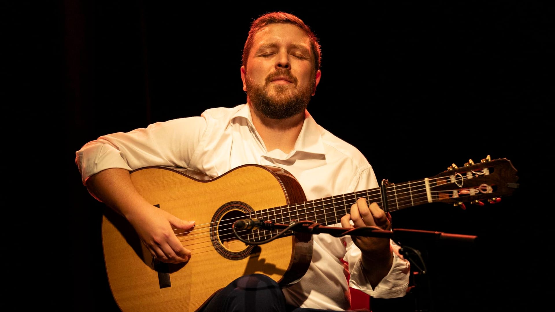 Alejandro Hurtado con la colaboración de Enrike Solinís - Devenir de la guitarra