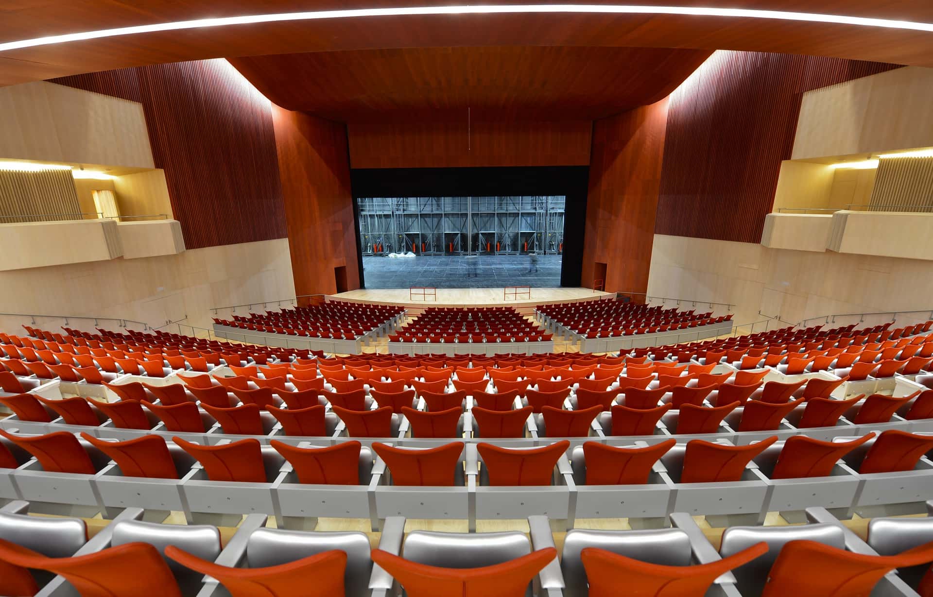 El Fórum abre su sala de exposiciones en Burgos