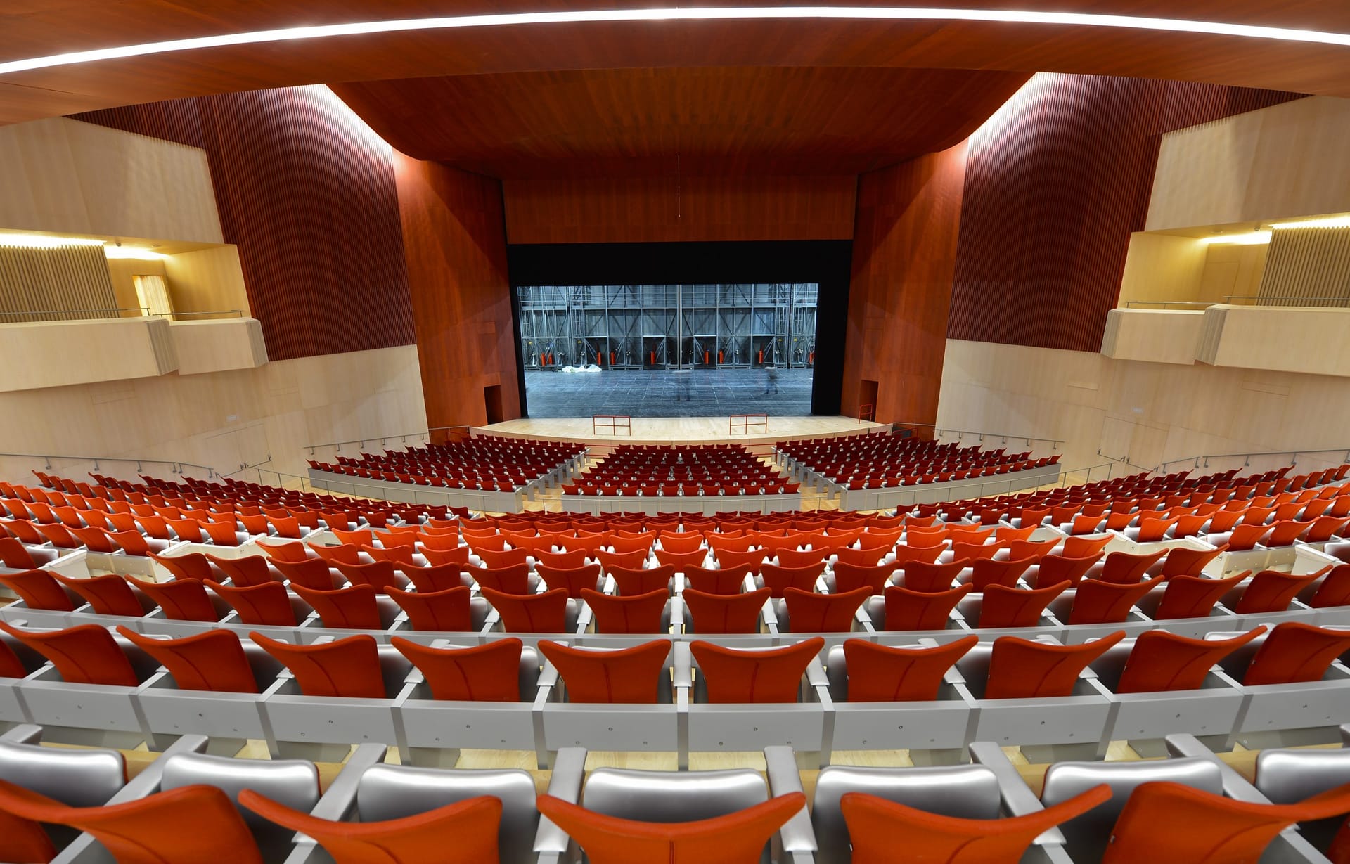 El Fórum abre su sala de exposiciones en Burgos