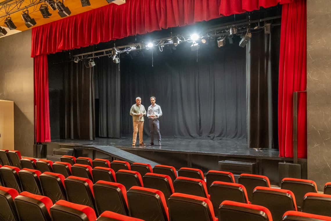 El Salón de Actos de la Casa de la Cultura se renueva