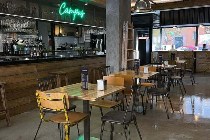 Campus Bar en Getafe: hamburguesas y street food