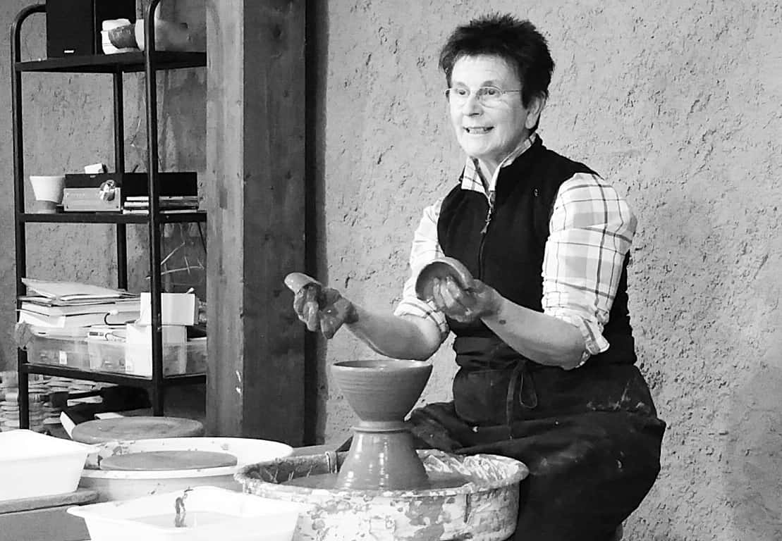 Artes y Oficios, con las puertas abiertas para tornear