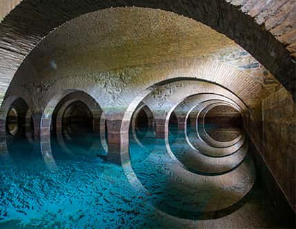 Visita a los depósitos de Mendillorri y debate hídrico