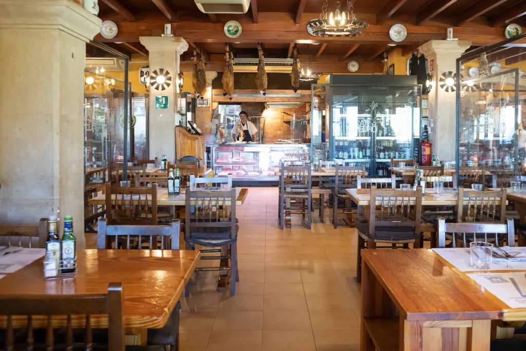 Mesón Ca'n Pedro: cocina mallorquina en Génova