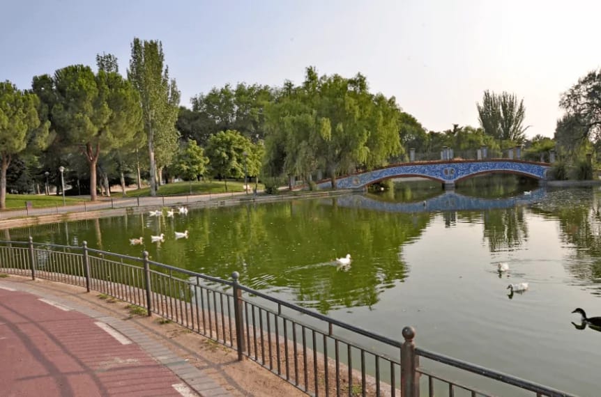 Talavera en verano: parques y paseos junto al Tajo