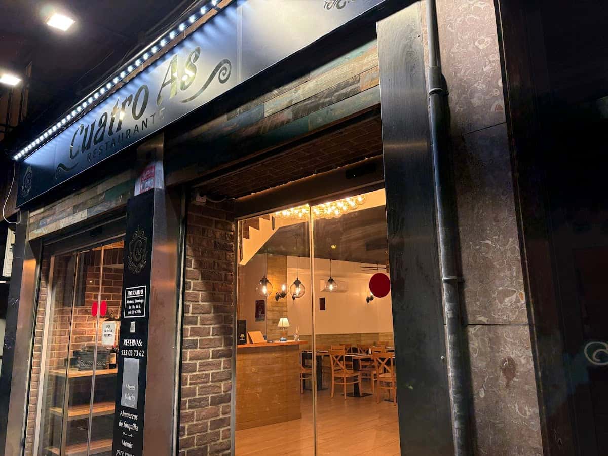Comer en el Restaurante Cuatro As de L'Hospitalet