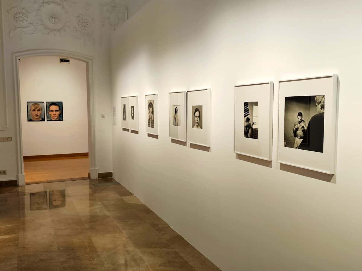 Visitas comentadas a la exposición 'Col·lecció Forvm. Sacsejar la història, transformar la fotografia'
