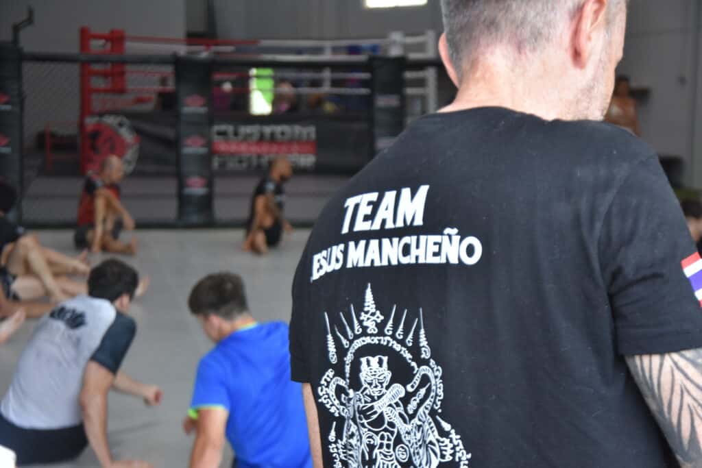 NAK MUAY TOP TEAM: Muay Thai en San Vicente