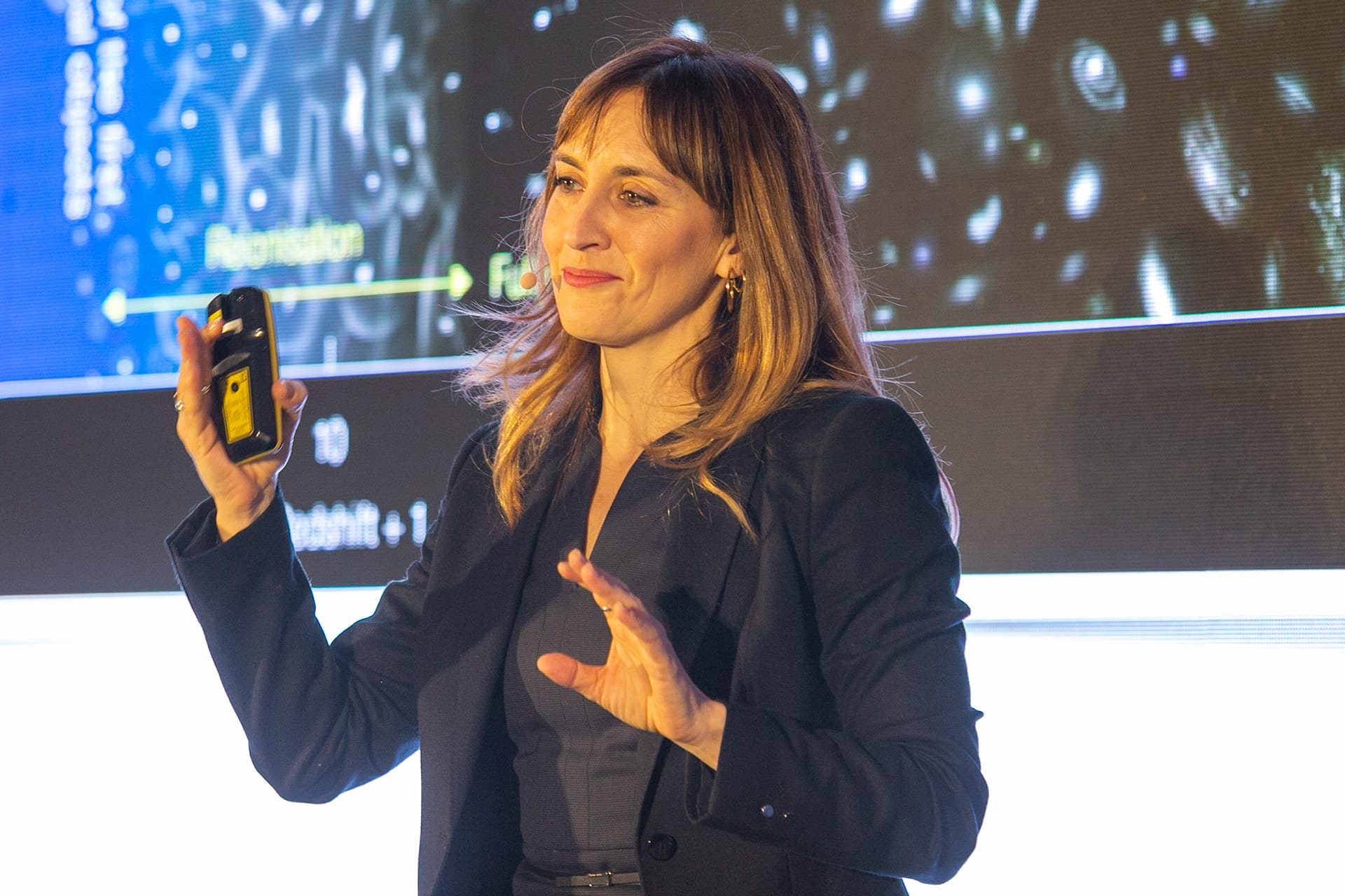 Conferencia sobre el eclipse solar y su relevancia científica