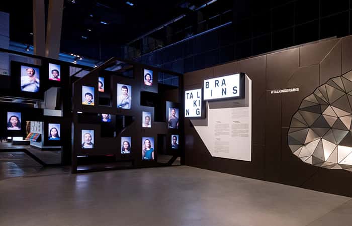 Exposició 'Talking Brains. Programats per parlar'