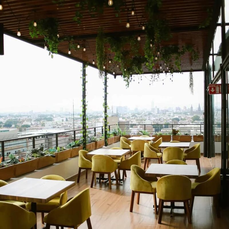 Altezza: cocina italiana con vistas desde el piso 10