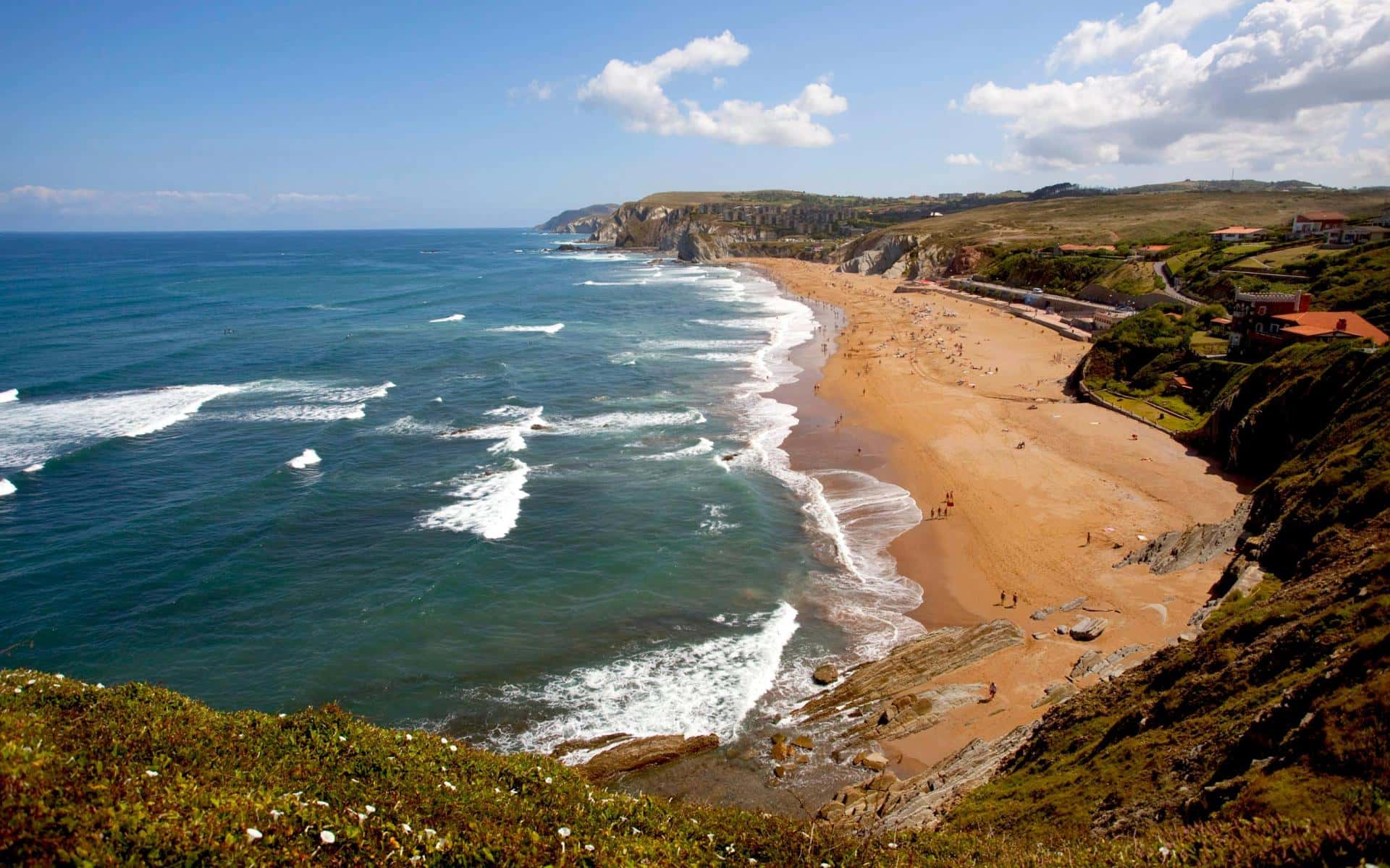 Ruta de tardeo por la costa vizcaína: planes de primavera