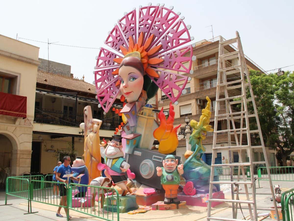 El Jardí de la Festa: coronación en Sant Joan d'Alacant
