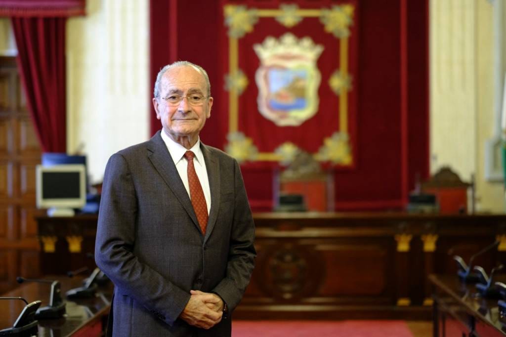 Exposición fotográfica 'Reflejos de una ciudad' - 30 años de Larios Centro