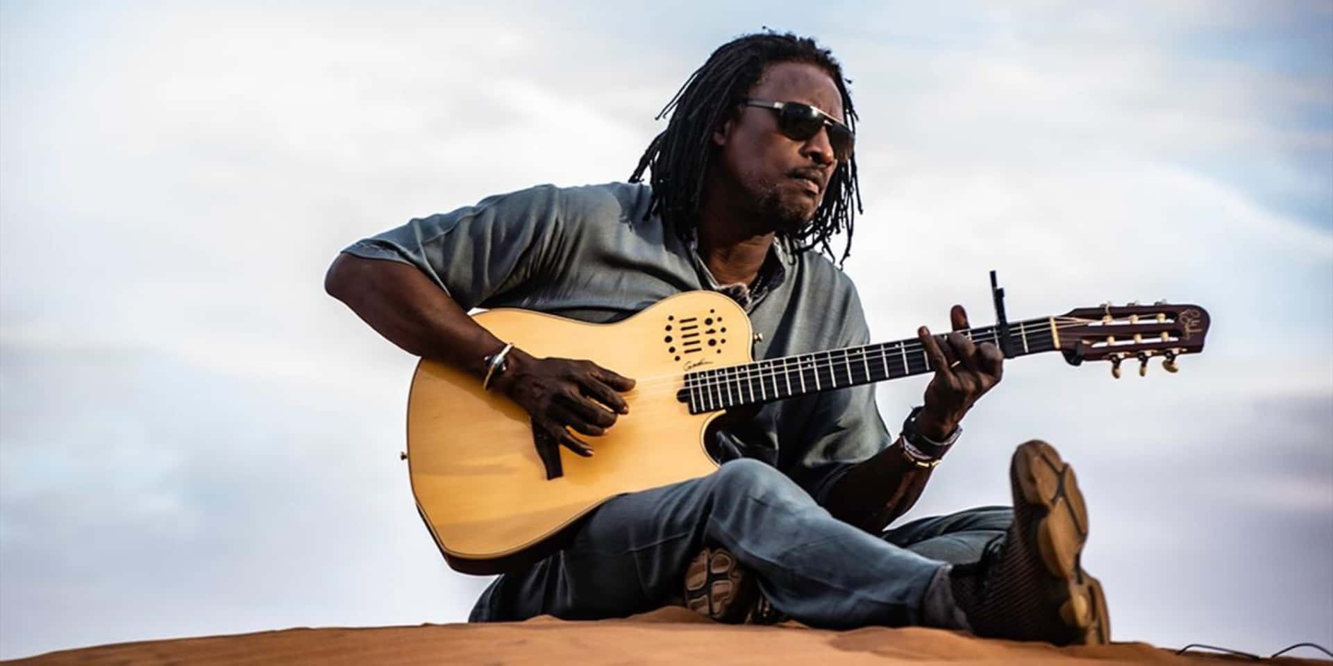 Habib Koité and Sura Susso - Manding Melody