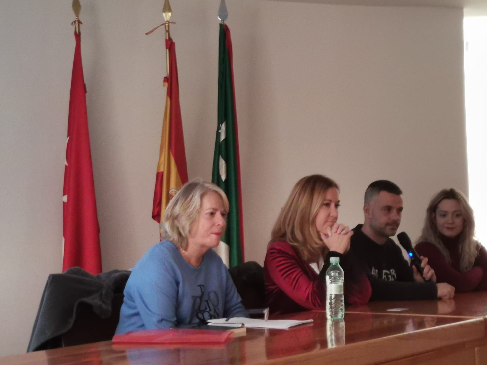 Conversatorio sobre el significado e impacto del Holocausto en Europa