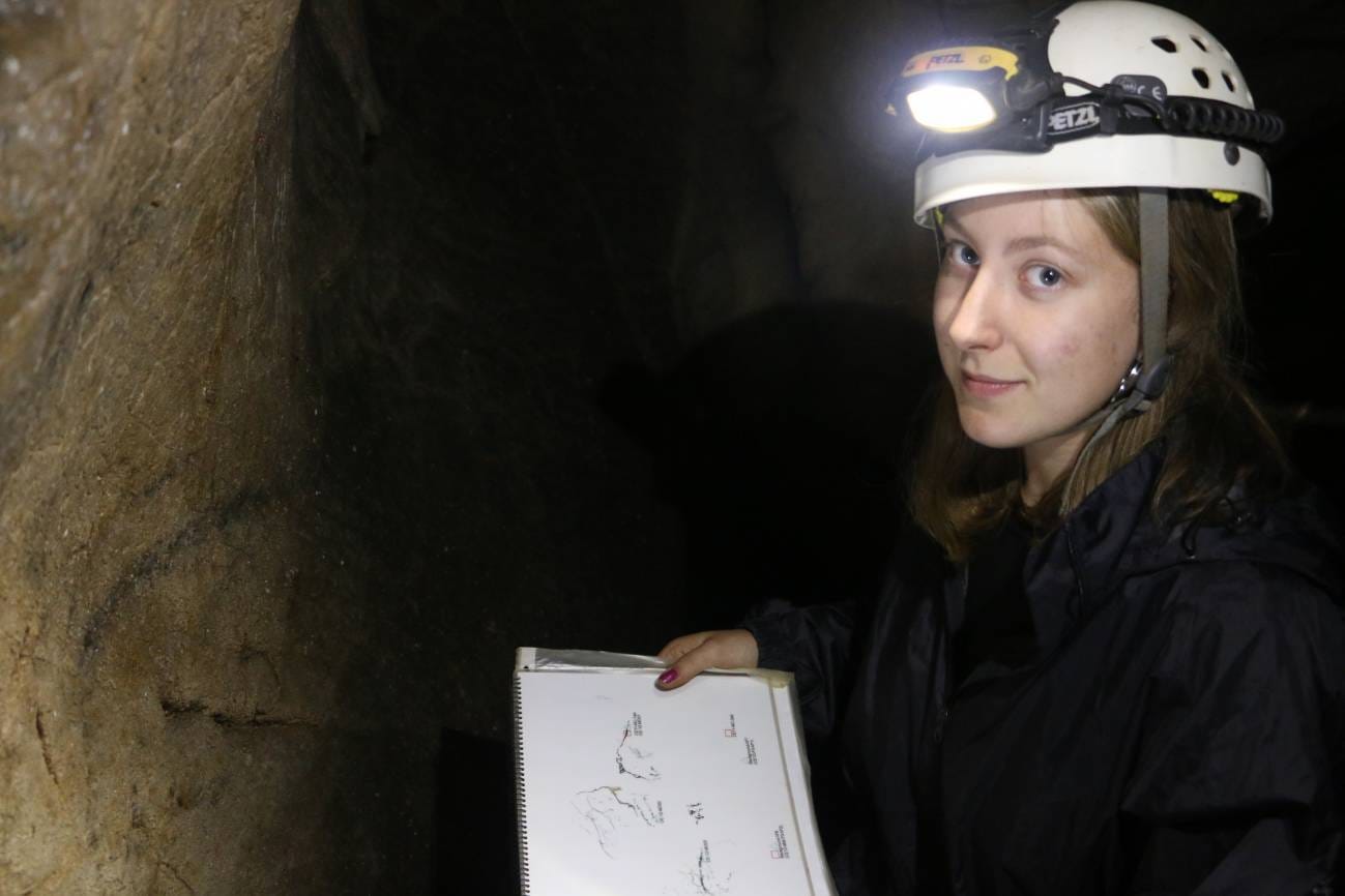 Arte paleolítico na Cova de Eirós: novas imaxes, novas interpretación