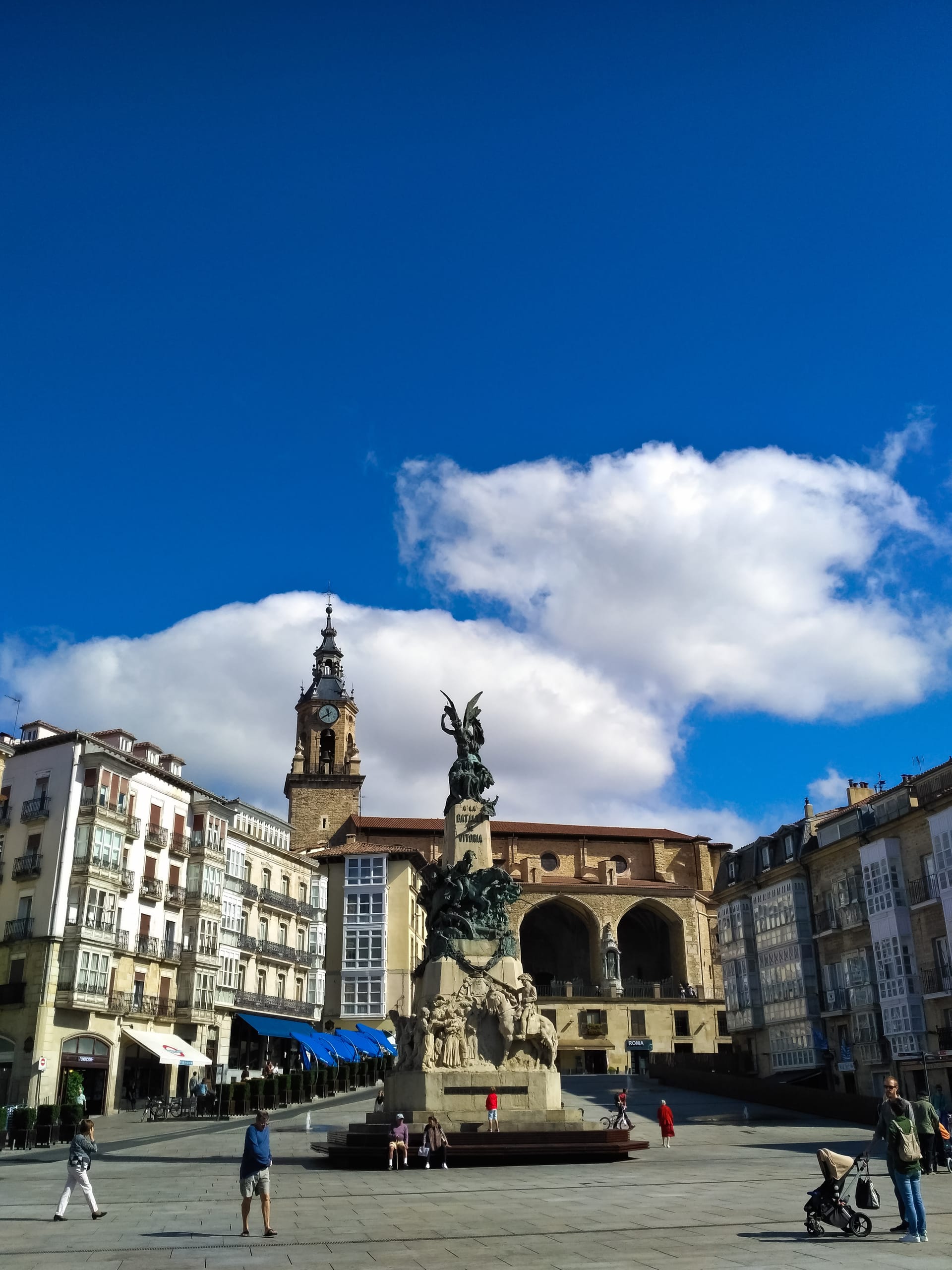 Devoción a la Virgen Blanca en Álava