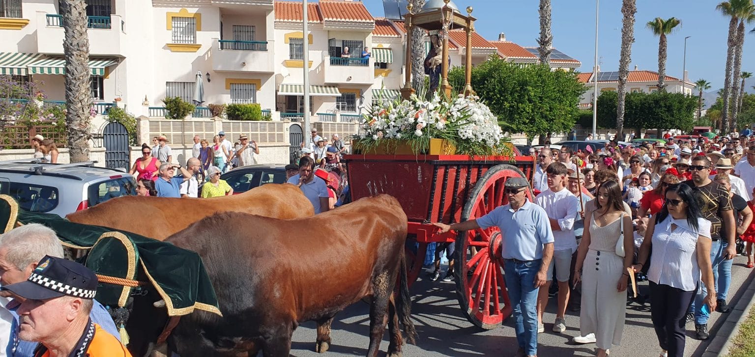 La Romería del Sur de Salobreña: carrozas y playa