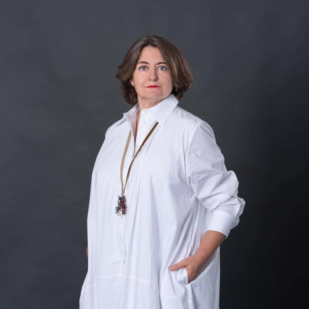 Conferencia de Isabel Tejeda sobre mujeres artistas