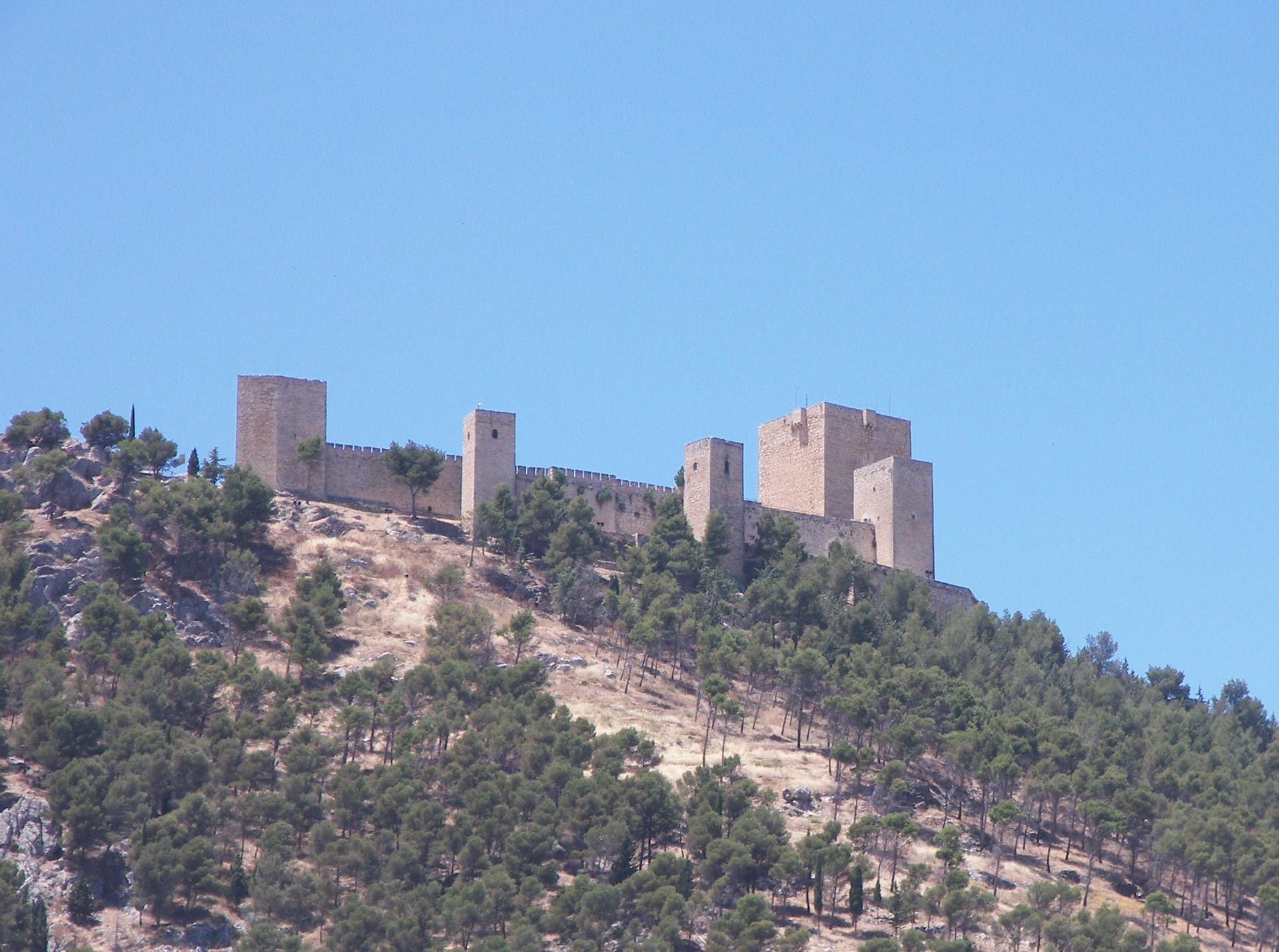Yoga nocturno en el Castillo de Santa Catalina de Jaén