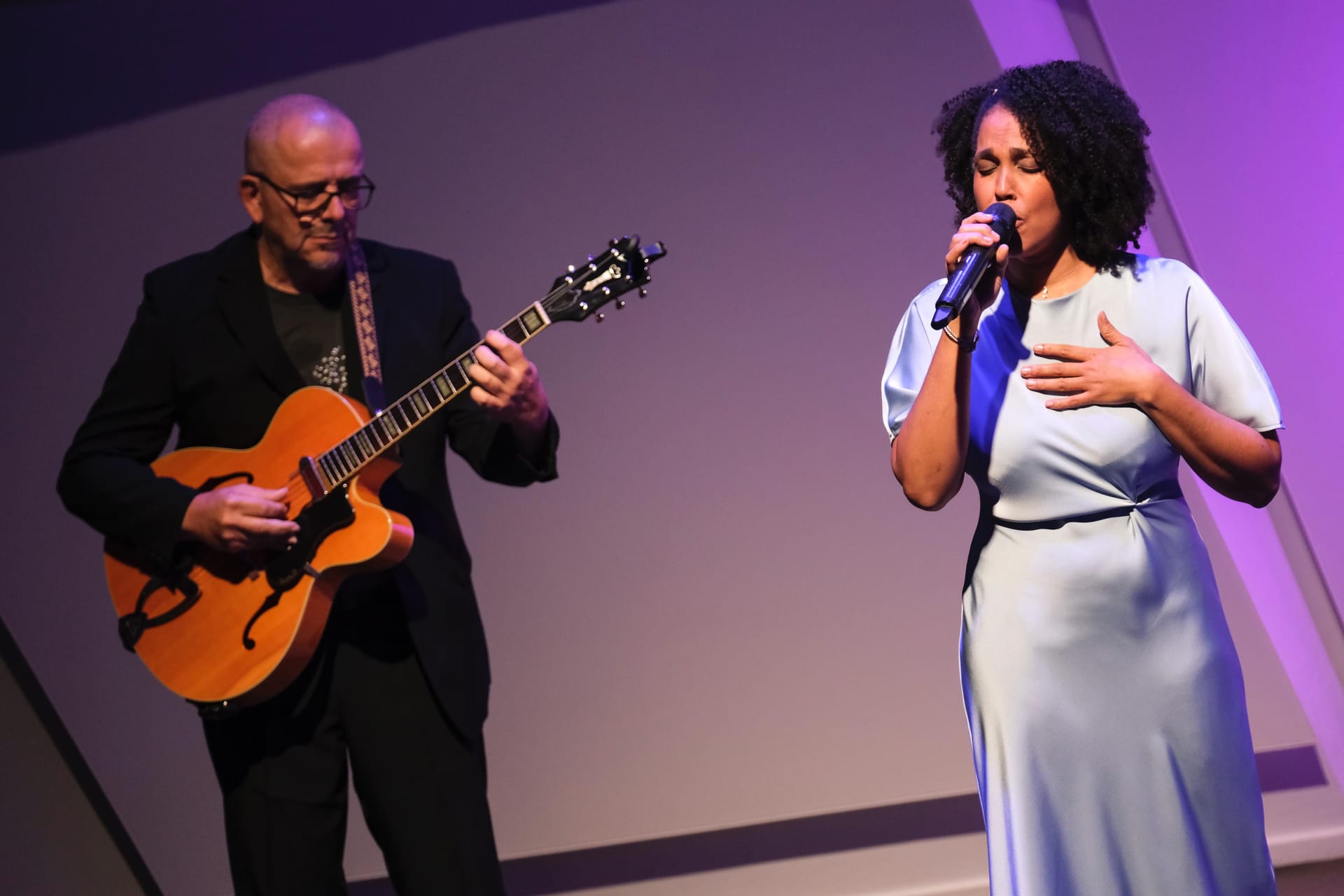Kim Simmons - Ciclo Efecto Laguna