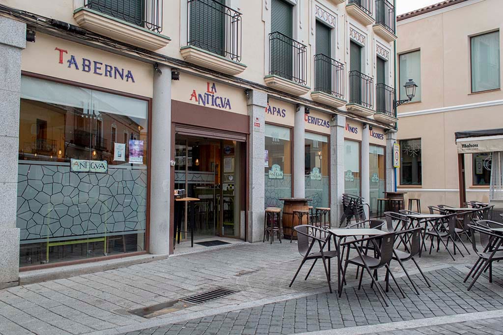 La Antigua: tapas y terraza en el casco antiguo