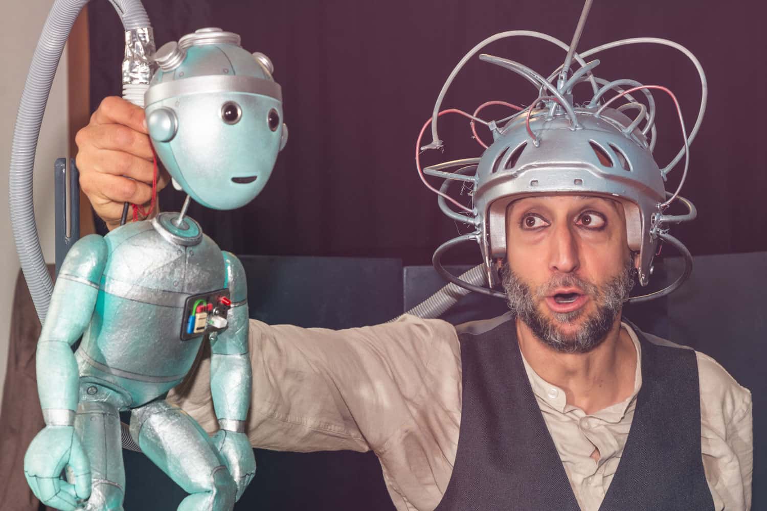 Kay Robot - Ameztu Antzerkia