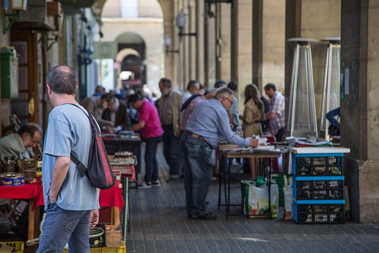 Mercado del Coleccionismo de la Plaza San Francisco