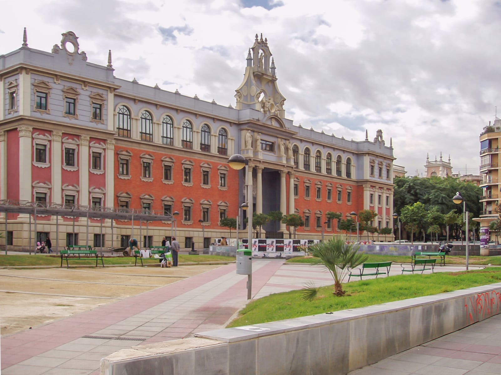 La UMU se vuelca con Murcia: 150 planes gratis