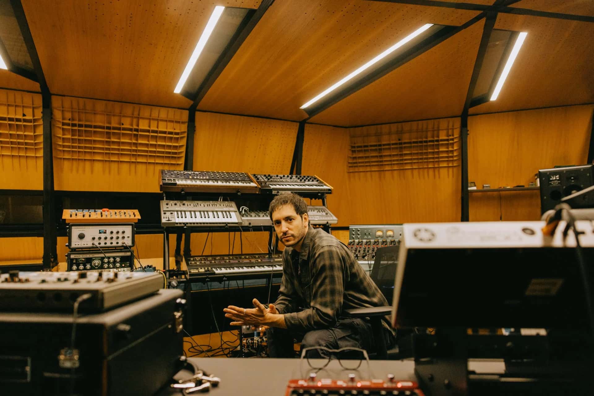 Nicola Cruz (MIRA Festival)