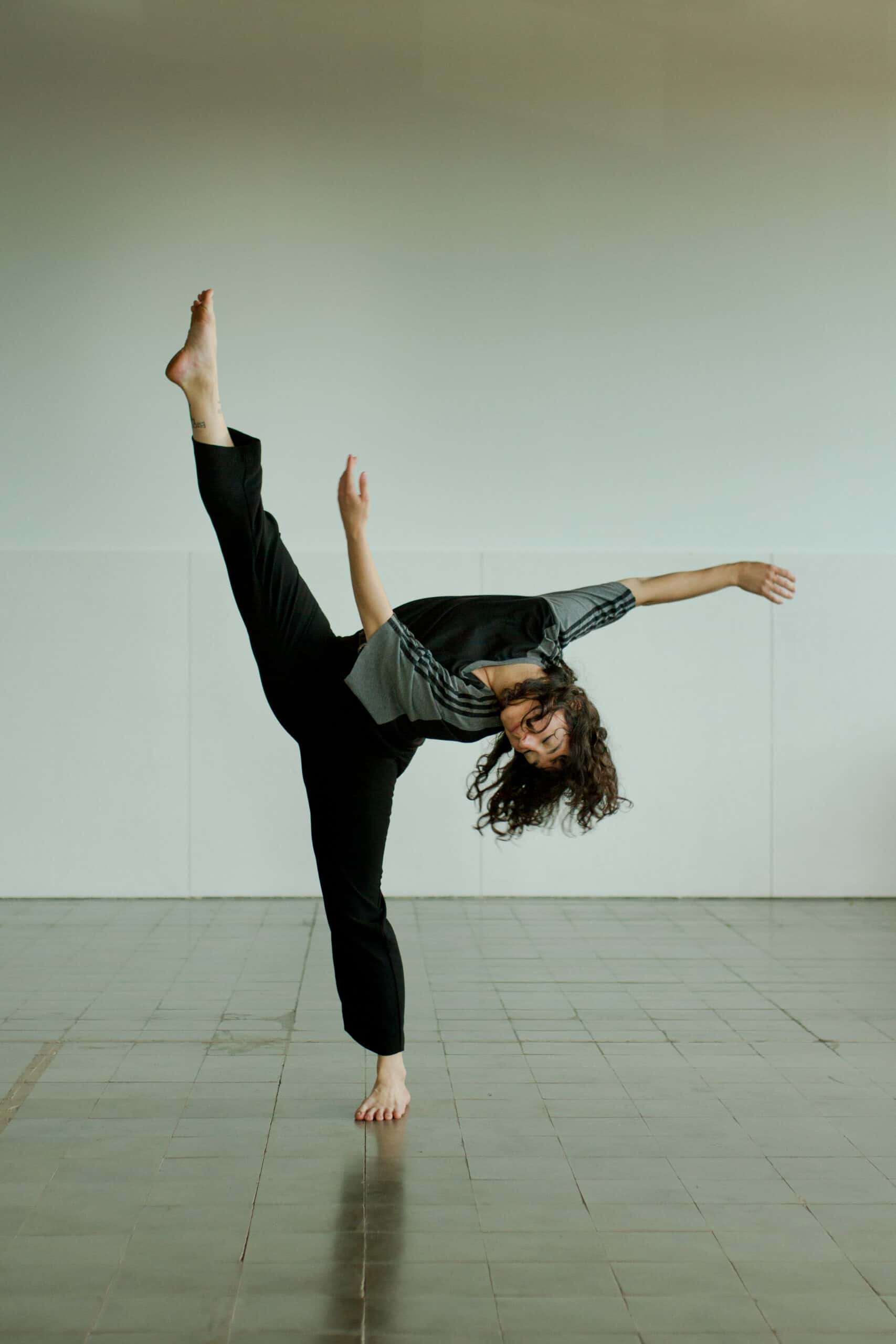 21,3G - Nora Baylach