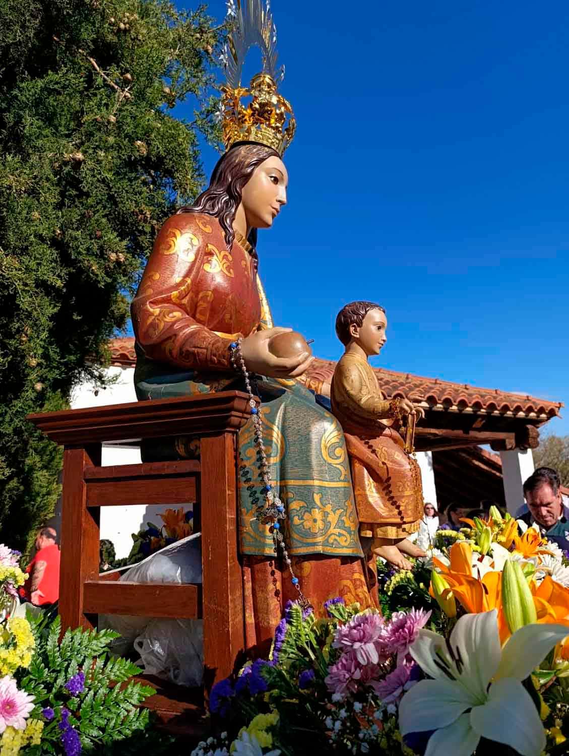 La romería de la Virgen de Valdelagua, en Robledillo