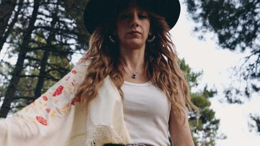 Altaveu: Juana Everett