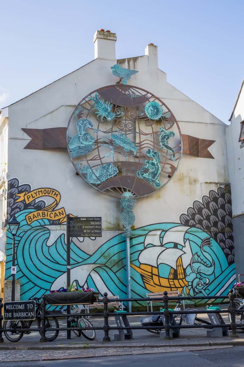 The People's Gallery: street art opposite The Box