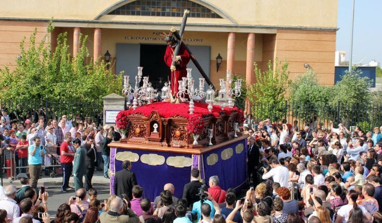 Procesión de la Hermandad de Padre Pío