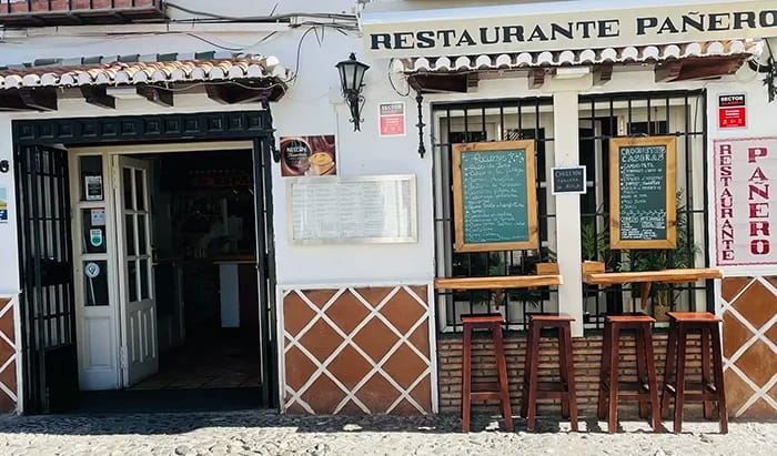 Comer en el Albaicín: Restaurante Pañero en Plaza Aliatar