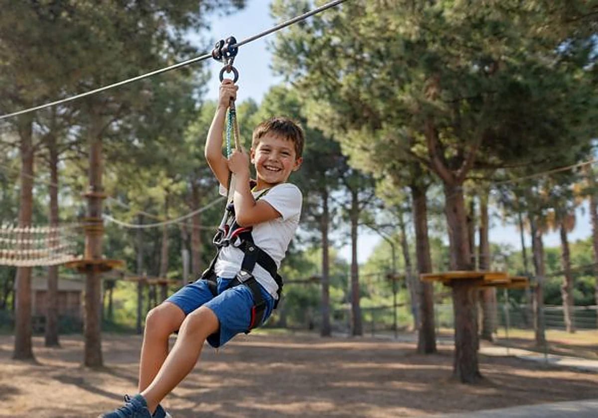 El Parque de Aventura de la Rábida abre sus puertas
