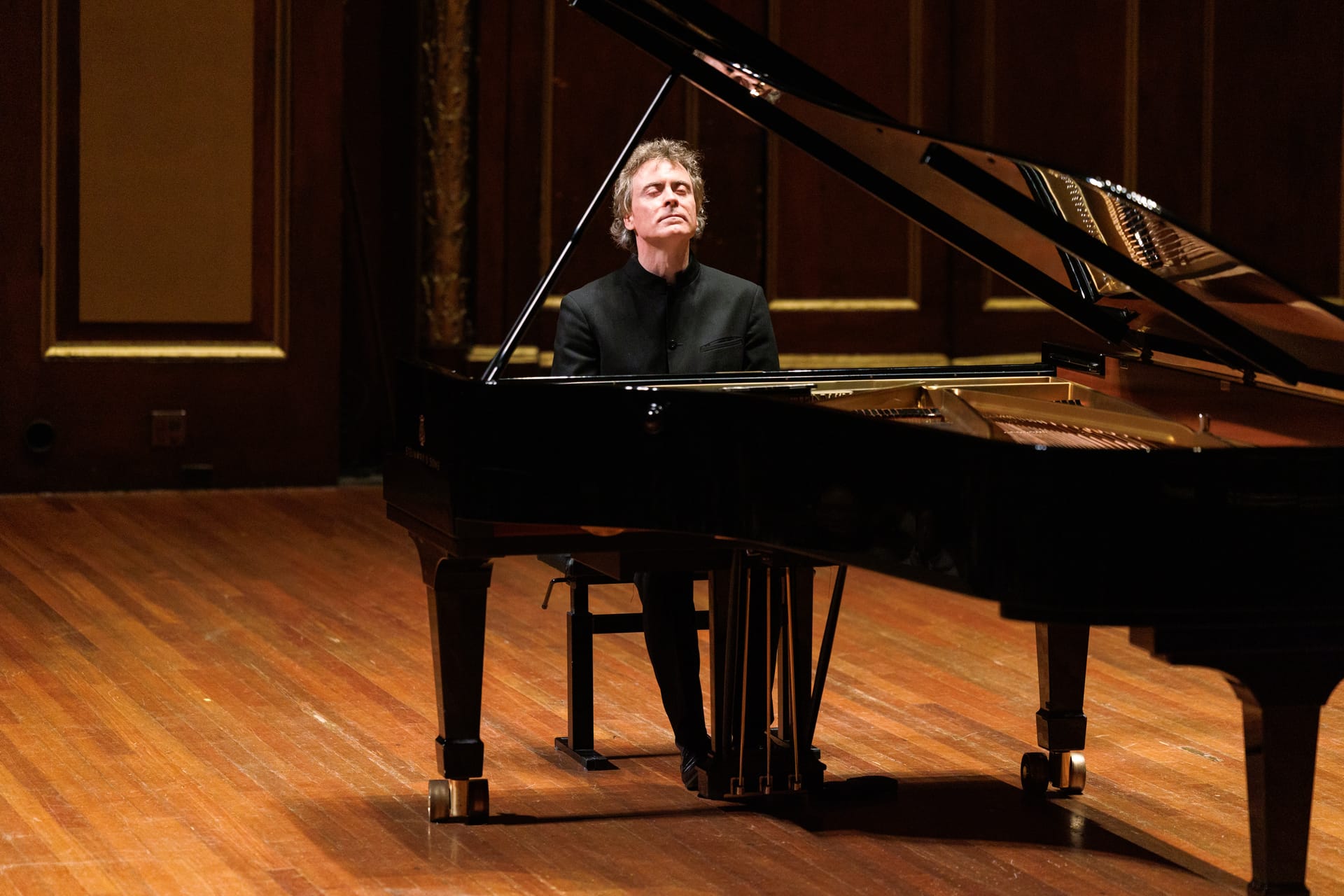 Paul Lewis