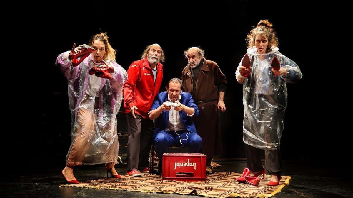 Todos los ángeles alzaron el vuelo