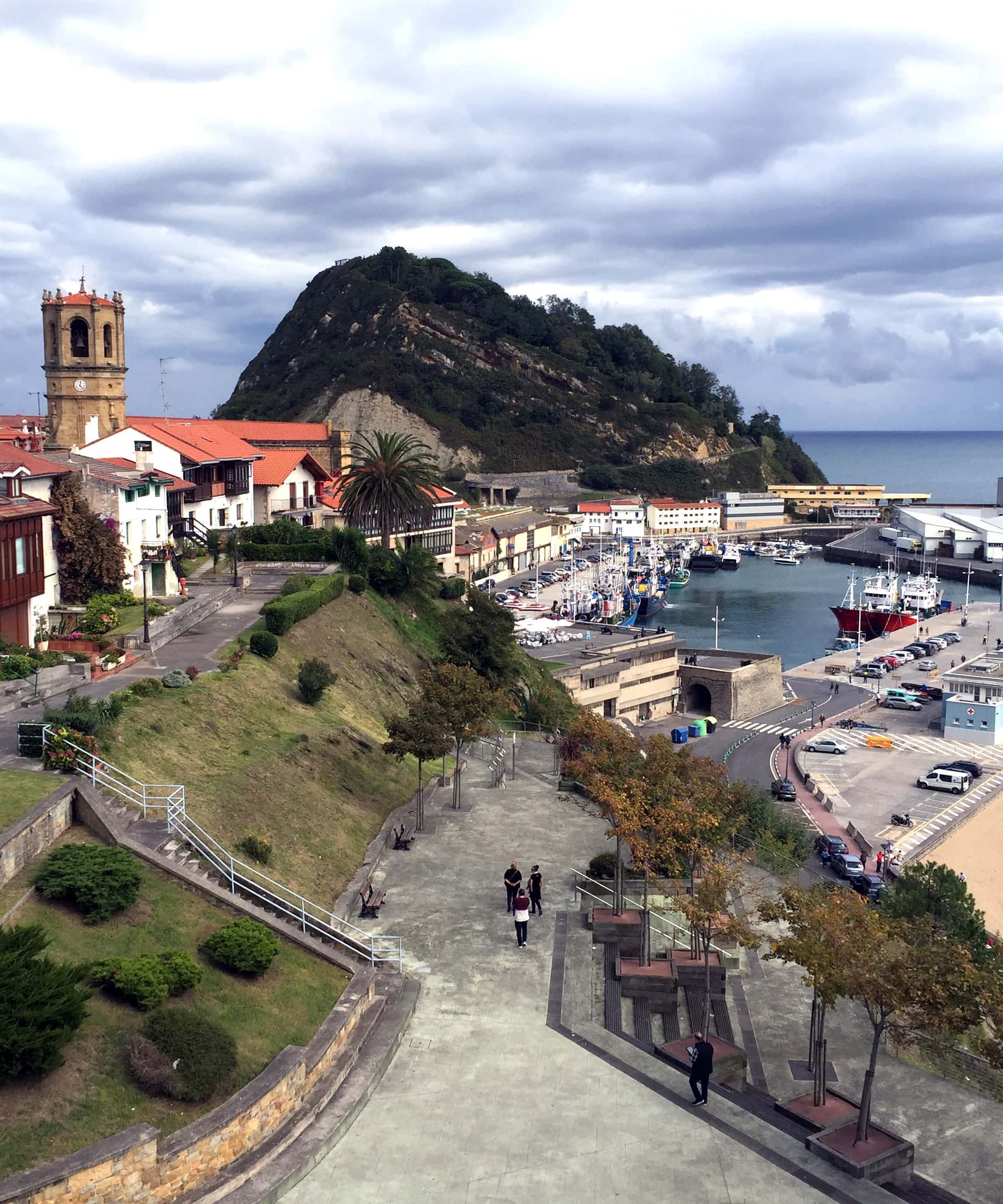 Escapada a Getaria en bus: el plan viral de Belén Esteban