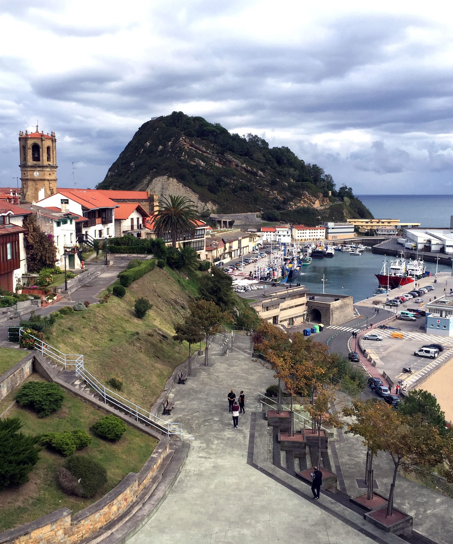Escapada a Getaria en bus: el plan viral de Belén Esteban