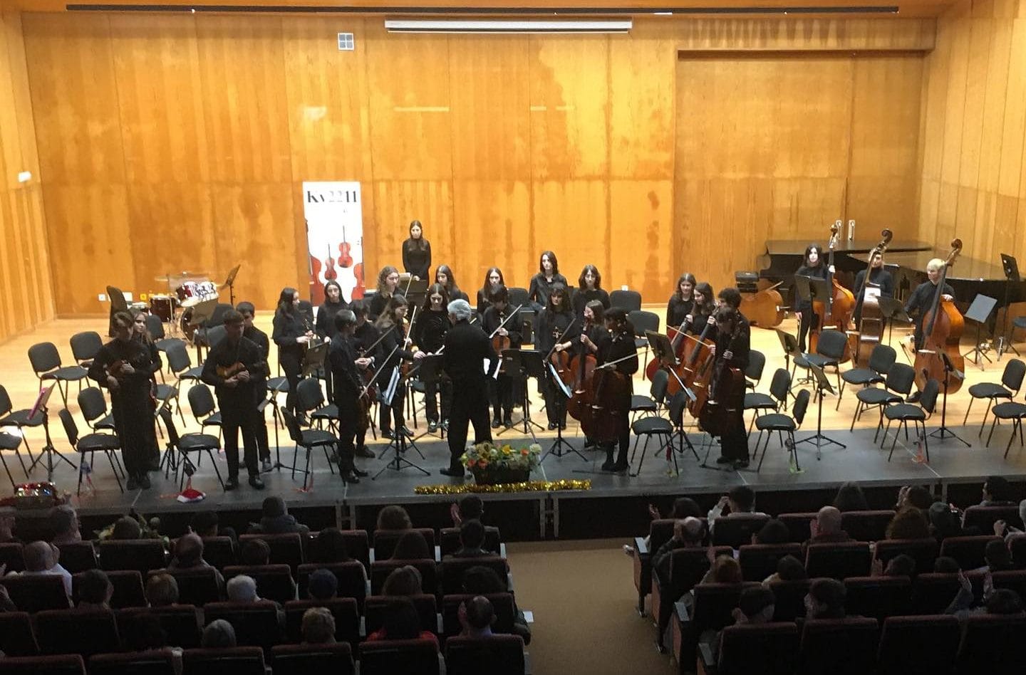 Orquestra infantil e xuvenil de Vigo Kv2211